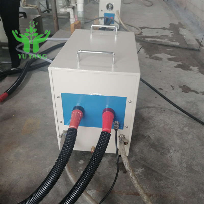 Nagrzewnica indukcyjna 7,5 l / min 0,06-0,12 MPa do rurek miedzianych