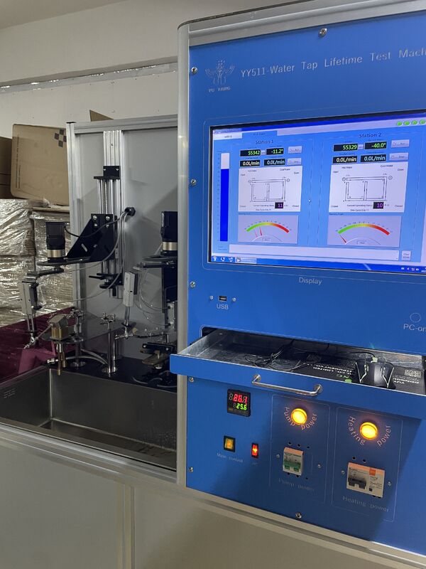 EN817 Profesjonalny tester trwałości przełącznika kranu, automatyczne krążenie wody z ogrzewaniem, jednoczesne badania na dwóch stacjach w celu oceny trwałości kranu