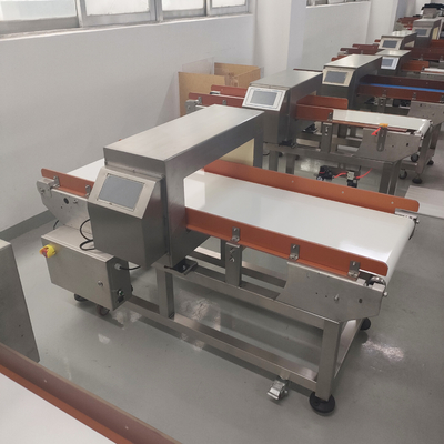Wykrywacz metali z przenośnikiem taśmowym do żywności 380 V do mięsa, grzybów